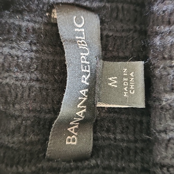 Banana Republic Modern Fair Isle Black and White Sweater. Size M - Picture 4 of 9